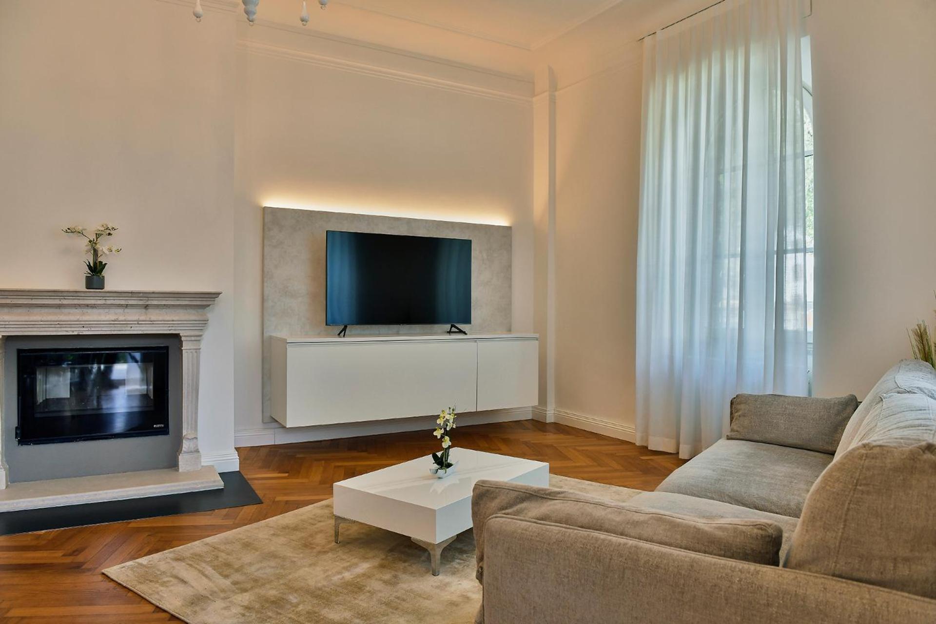 Wosching Haus Roemer Living Apartment